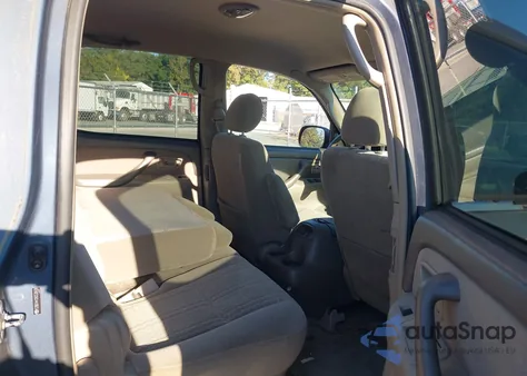 2006 Toyota Tundra Sr5 V8 from USA, damaged, VIN 5TBDT44126S530438